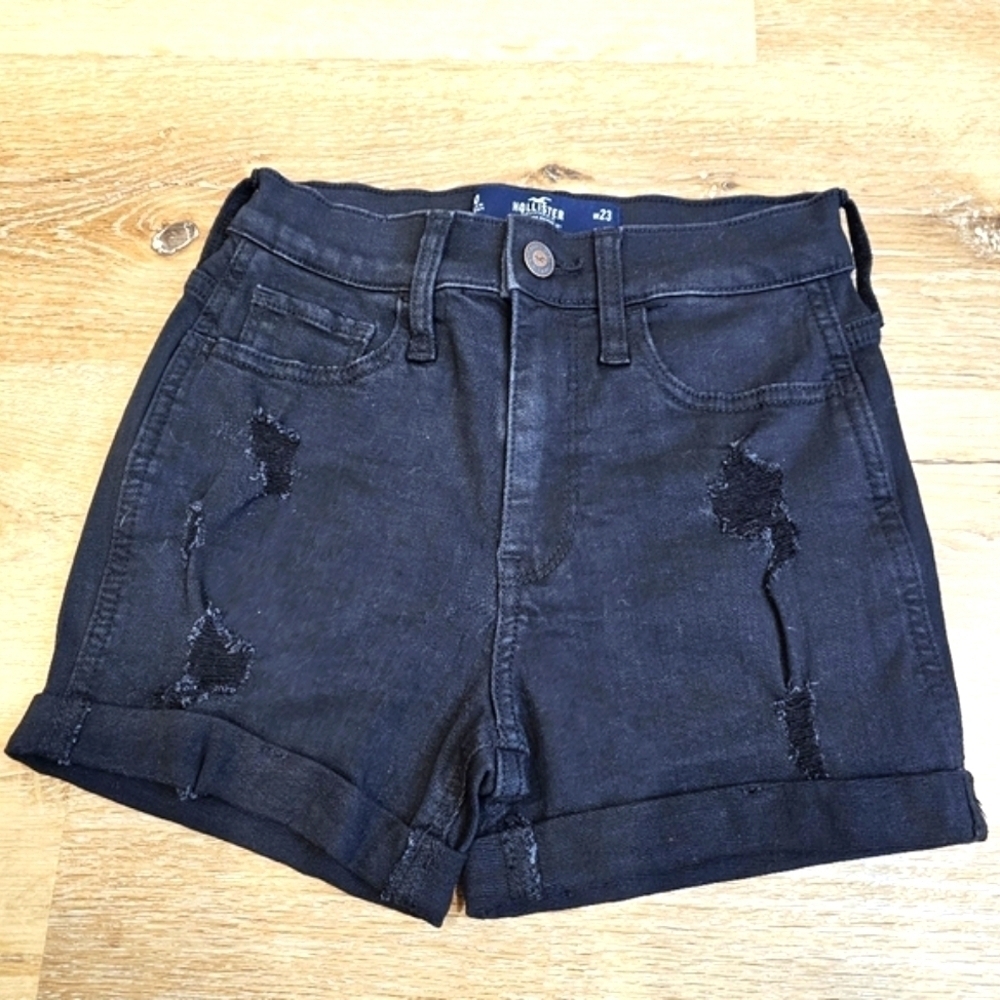 Hollister Shorts Women's Size 23 Black